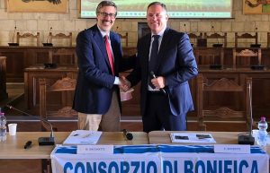 VIDEO – Anbi Lazio: Il Consorzio di Bonifica Litorale Nord di Roma con il Sindaco di Tarquinia Sposetti incontra consorziati e cittadini per fare il punto su irrigazione e salvaguardia idrogeologica